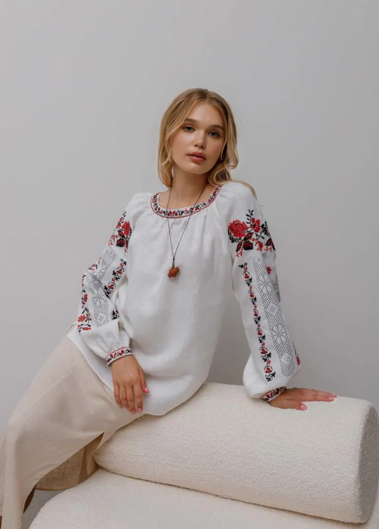 Вишиванка жіноча Донеччина Вишитий одяг для усієї родини 11521