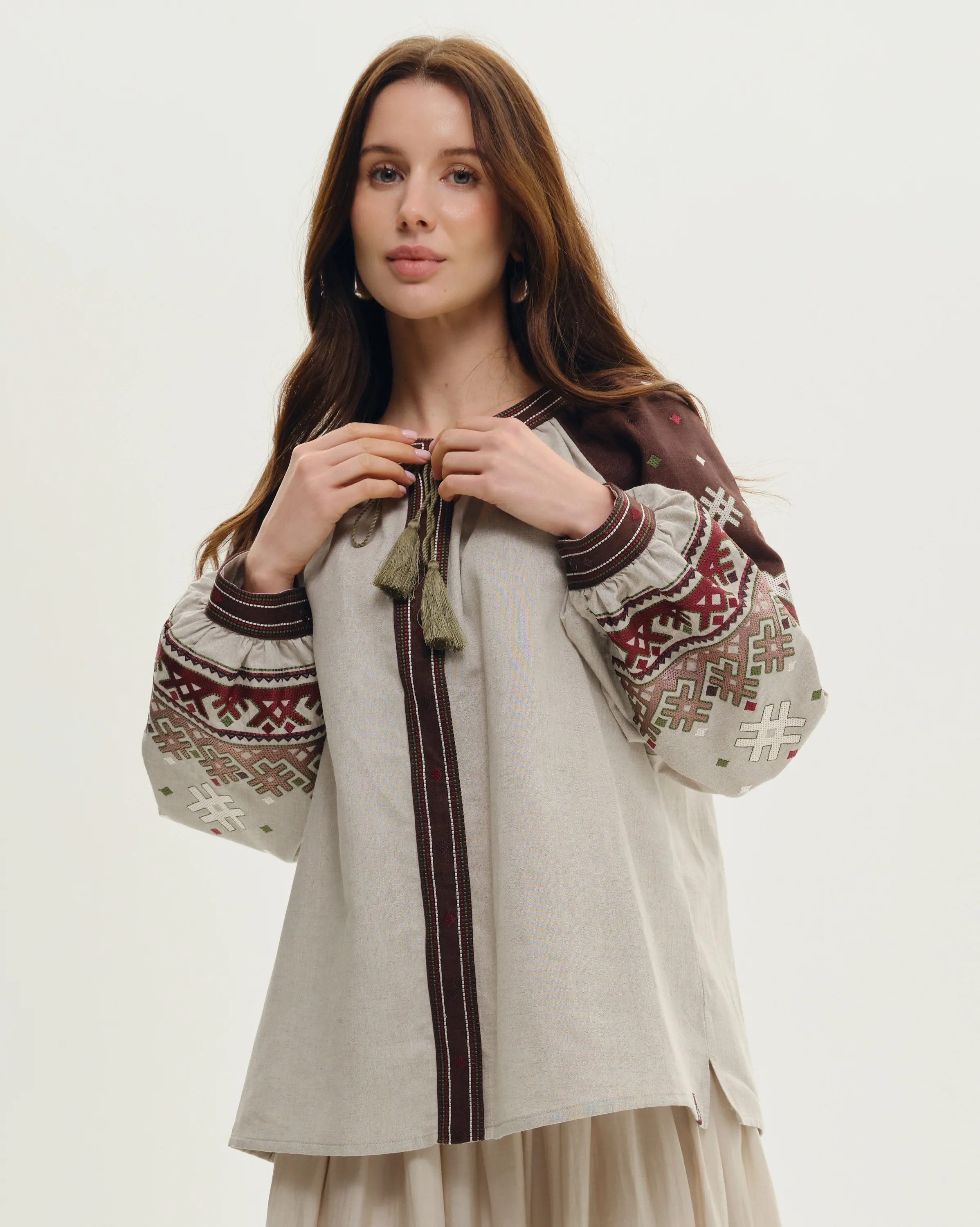 Вишиванка жіноча Дзвінка Вишитий одяг для усієї родини 37670