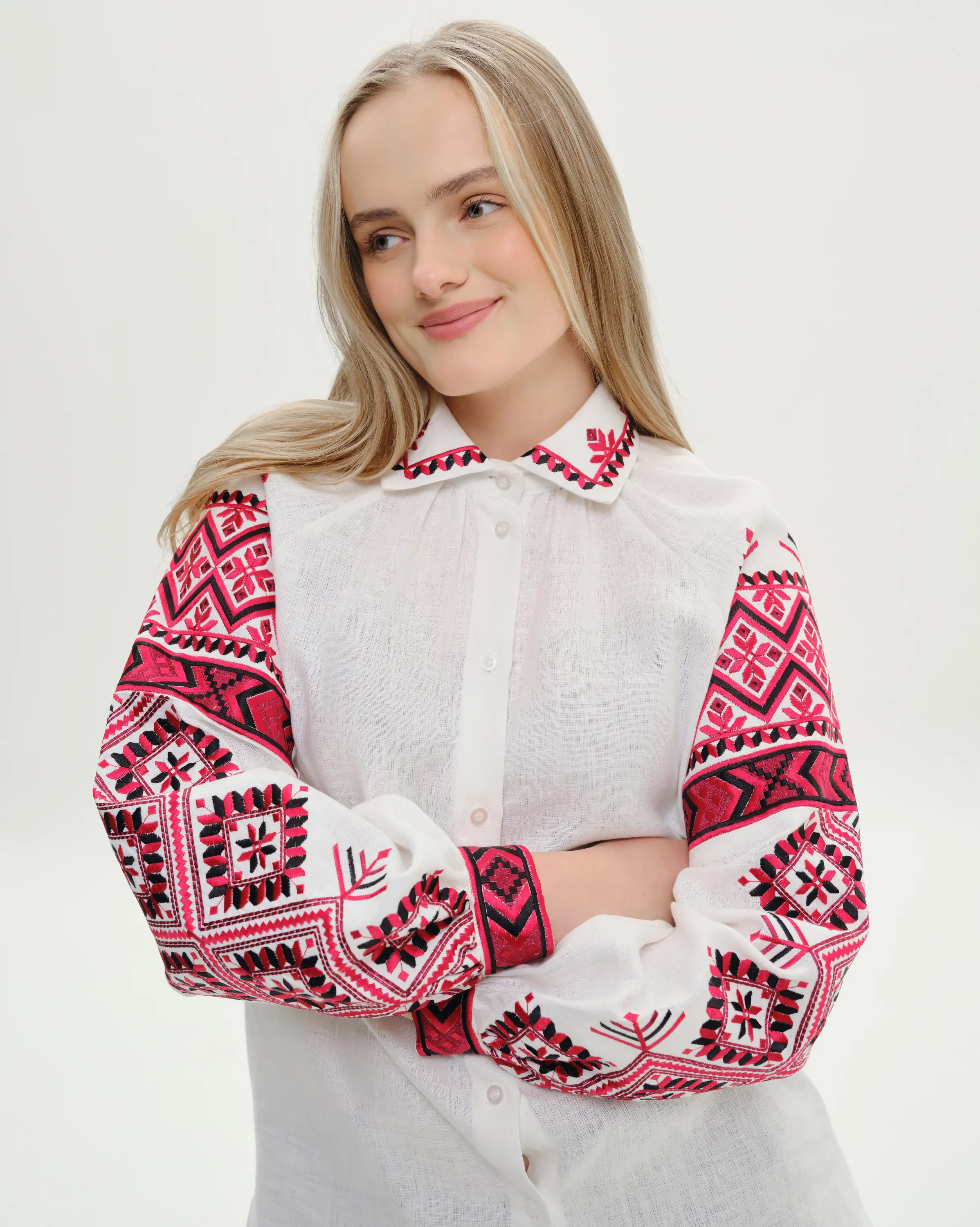 Вишиванка жіноча Волинь Вишитий одяг для усієї родини 37414