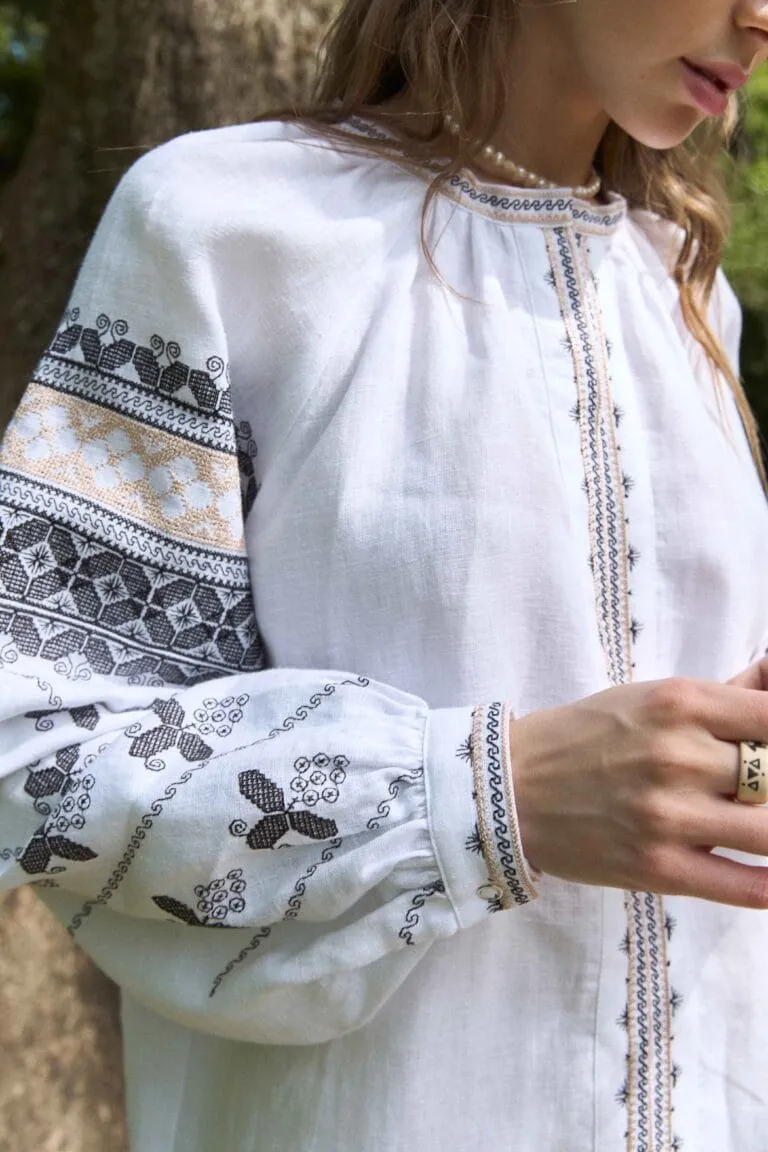 Вишиванка жіноча Черкащина Вишитий одяг для усієї родини 20905