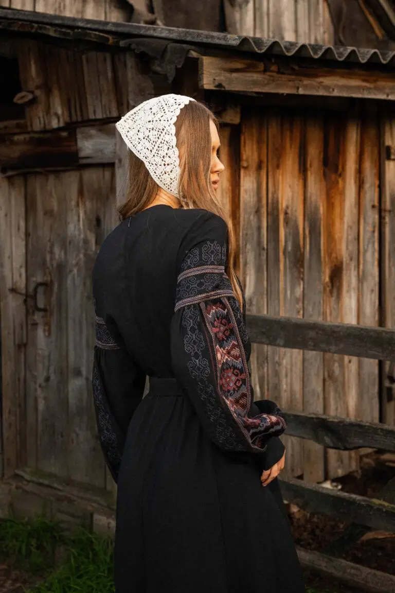 Вишита сукня Брунат Вишитий одяг для усієї родини 15434