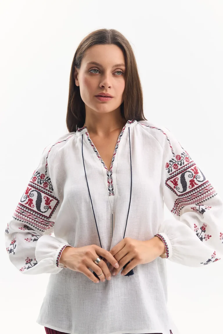 Вишиванка жіноча Запоріжжя Вишитий одяг для усієї родини 34974