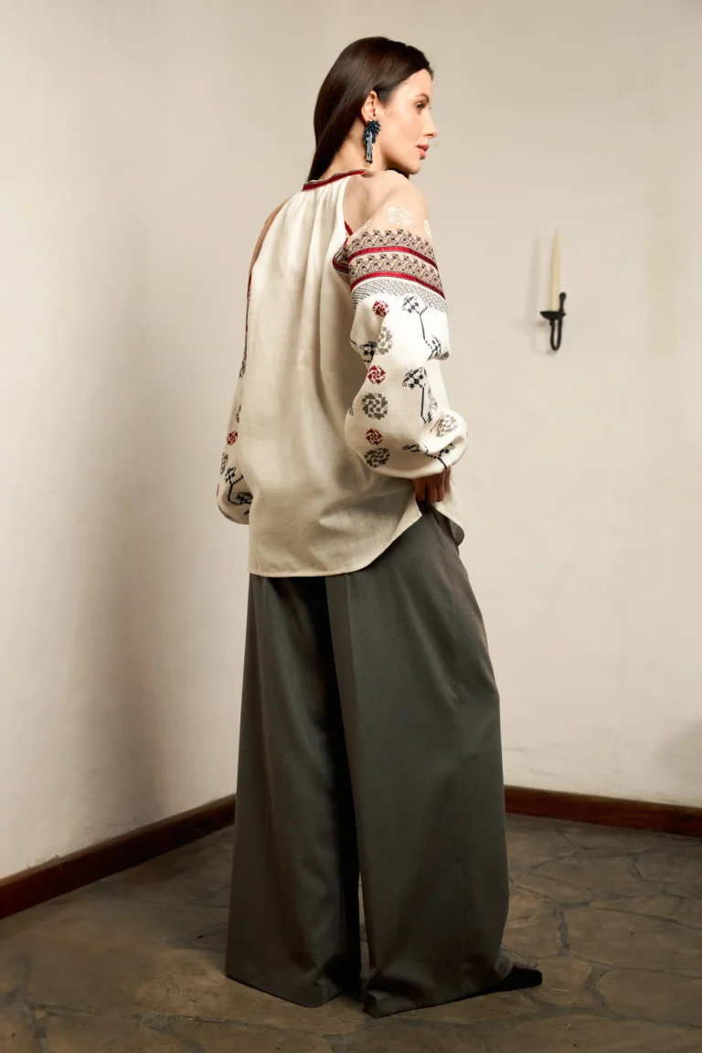 Вишиванка жіноча Дніпровщина Вишитий одяг для усієї родини 36431