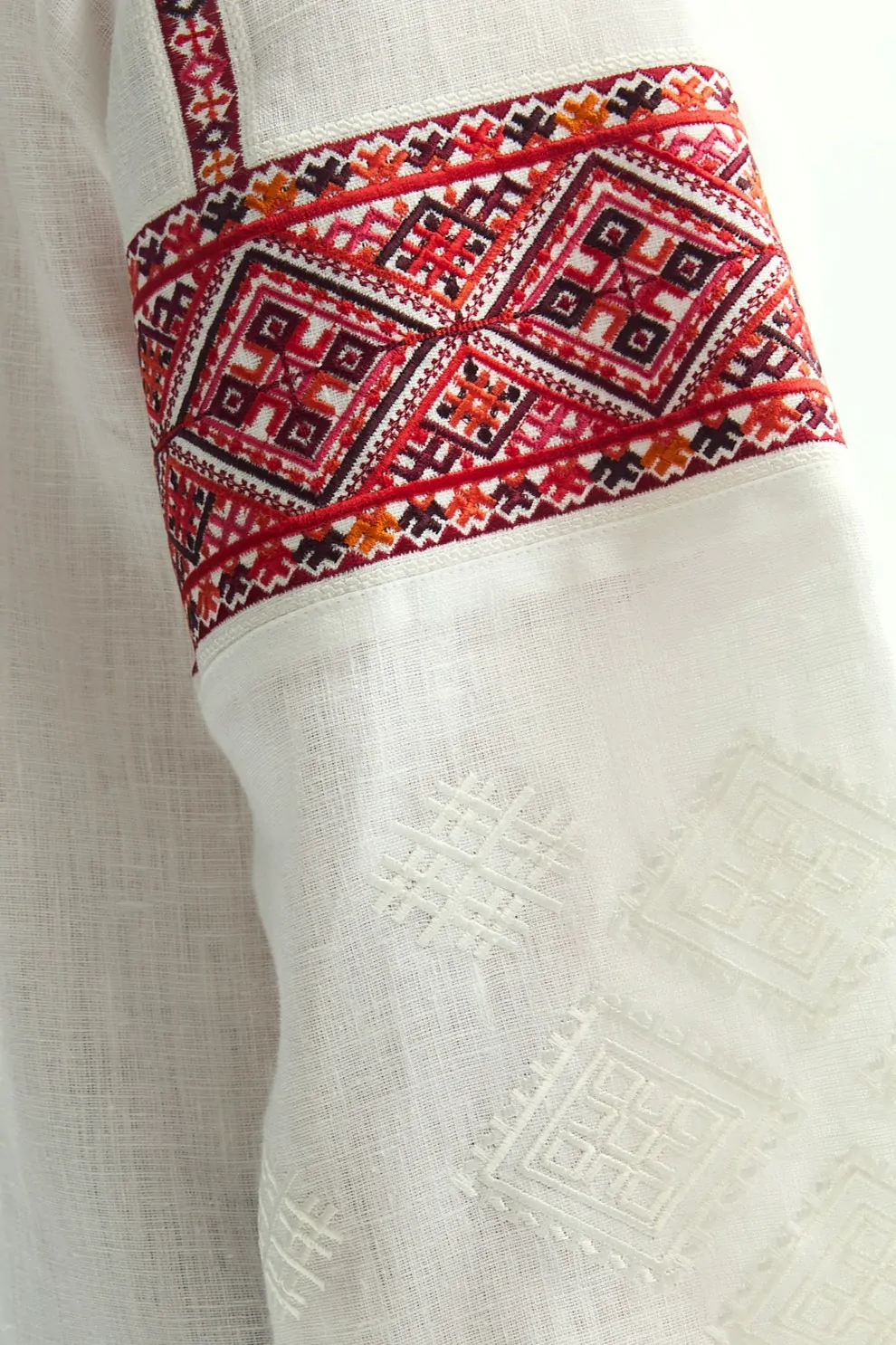 Women’s Embroidered shirt, “Milky” Motif