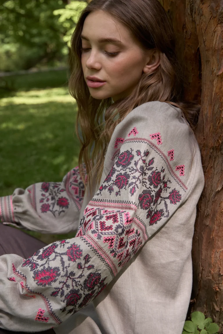 Women’s Embroidered shirt from Donetsk Oblast (Volnovakha) Ukrainian brand of embroidered clothing 37181
