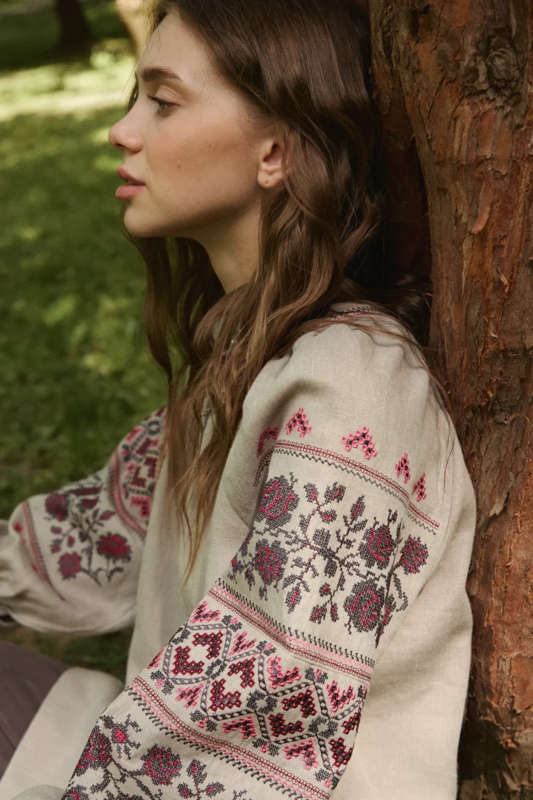Women’s Embroidered shirt from Donetsk Oblast (Volnovakha) Ukrainian brand of embroidered clothing 37178