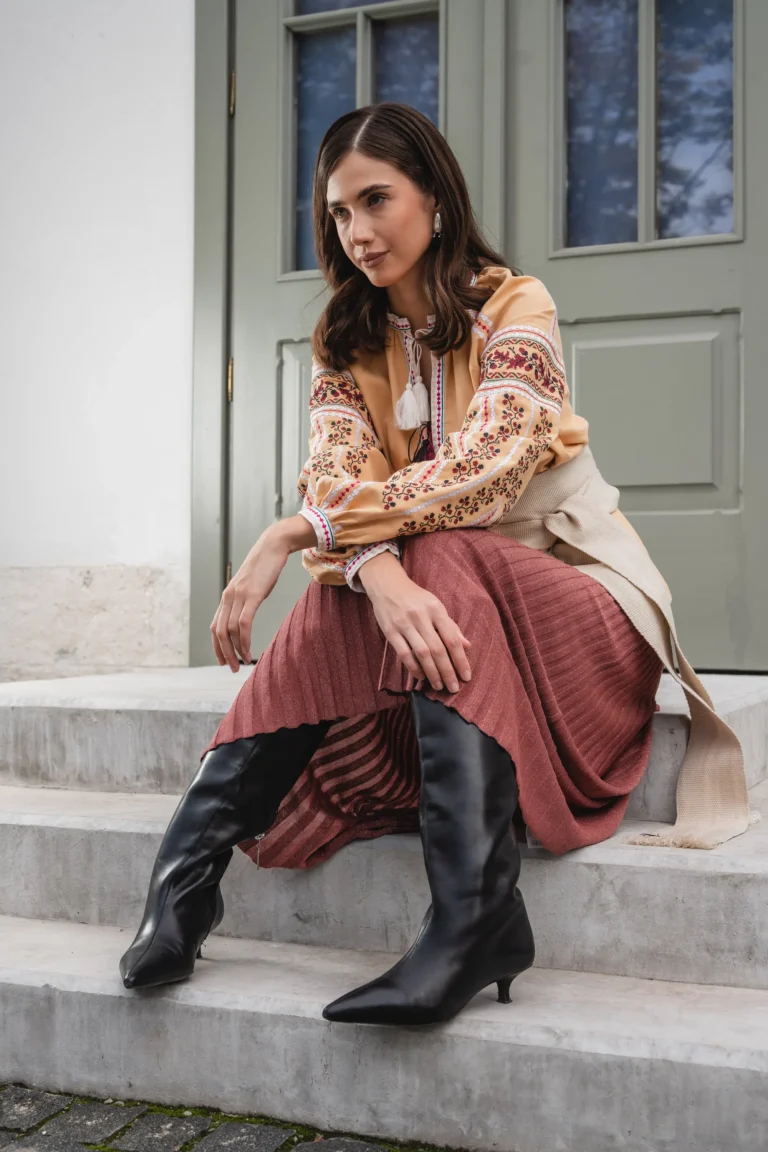 Women’s Embroidered shirt from the Kharkiv Region (Bohodukhiv District) Ukrainian brand of embroidered clothing 37183