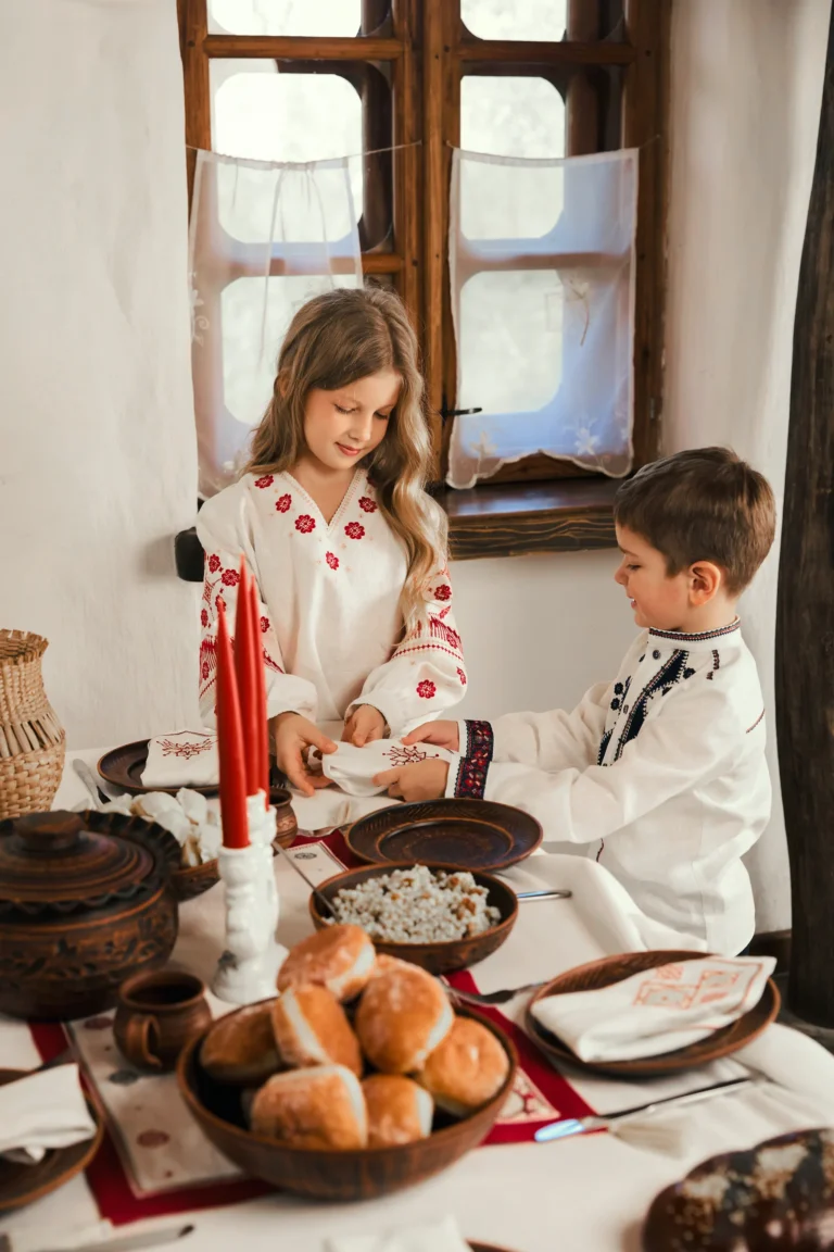 Вишиванка для дівчинки Диво Вишитий одяг для усієї родини 35959