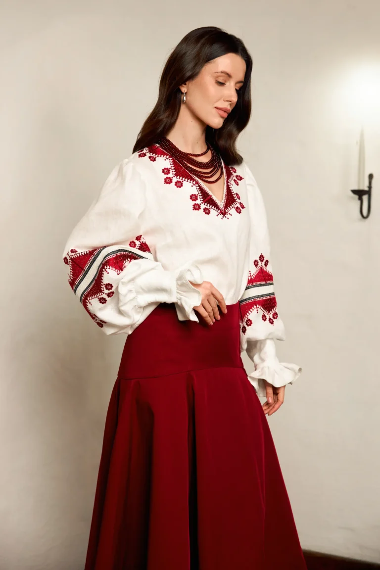 Вишиванка жіноча Диво Вишитий одяг для усієї родини 35891