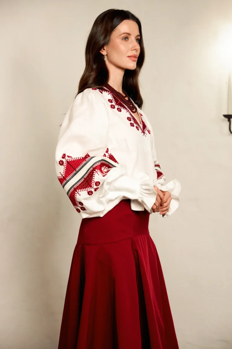 Вишиванка жіноча Диво Вишитий одяг для усієї родини 35892