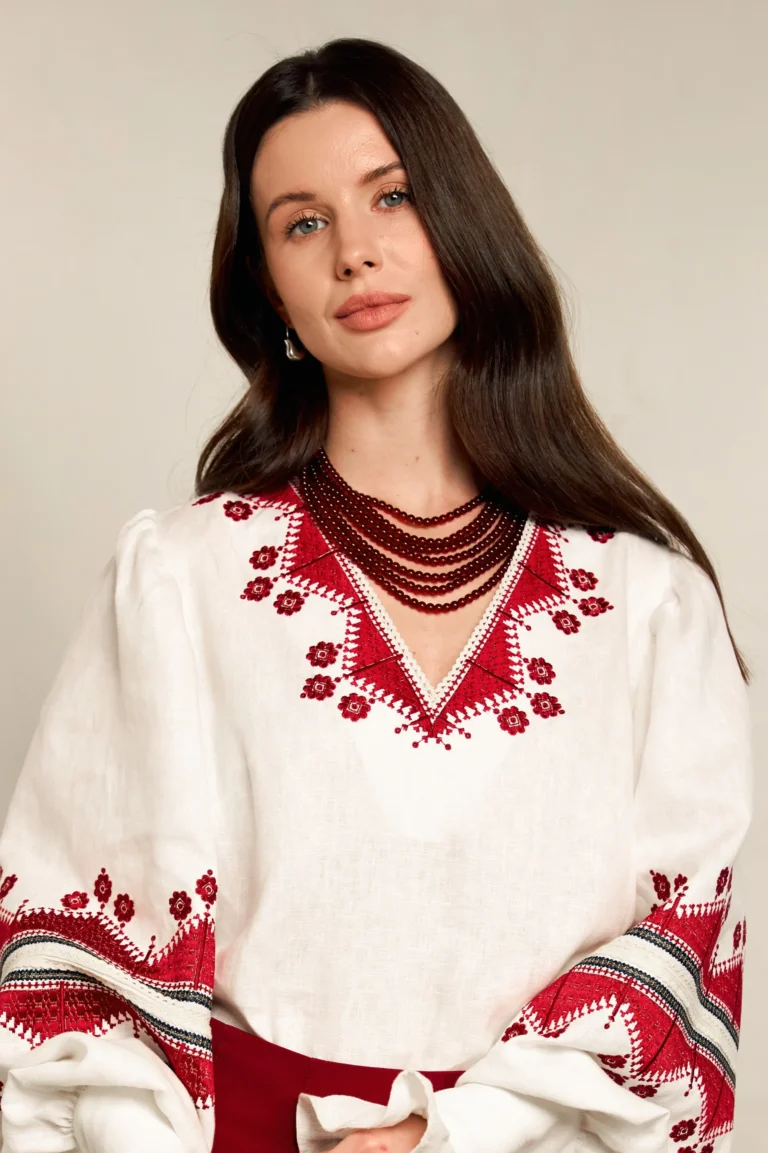 Намисто семирядне гранатового кольору Вишитий одяг для усієї родини 36037