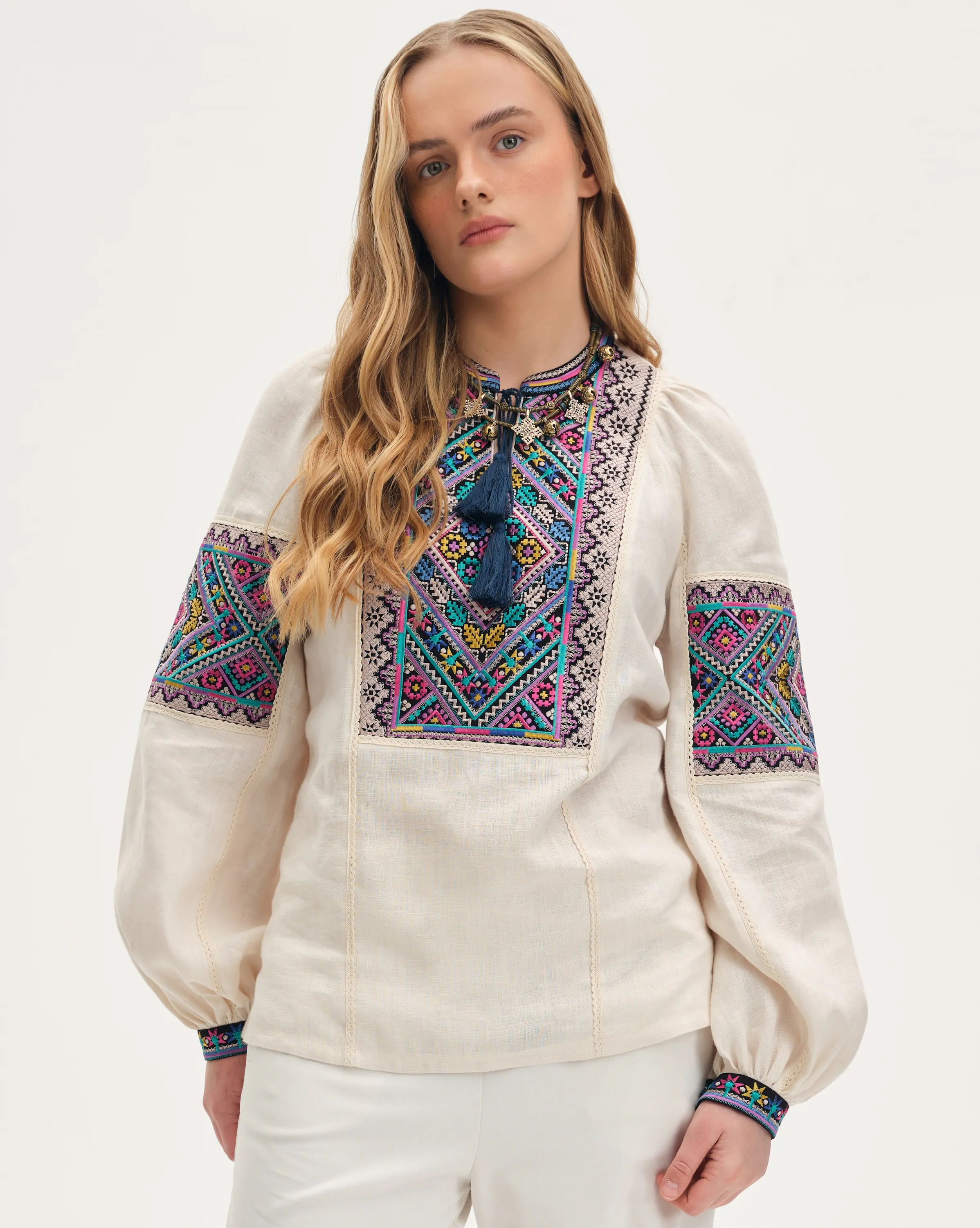 Вишиванка жіноча Черемош айворі