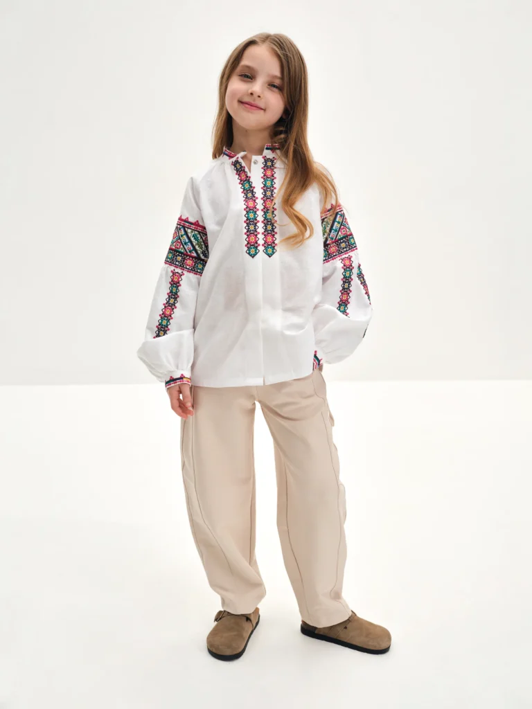 Вишиванка для дівчинки Чічка Вишитий одяг для усієї родини 38358