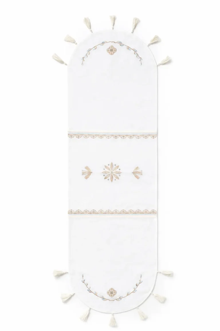 Ранер Світлиця Вишитий одяг для усієї родини 37950