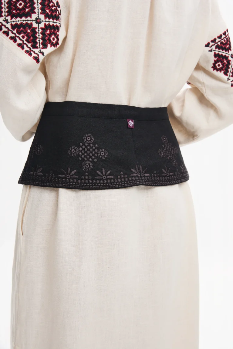 Baska Tanok Ukrainian brand of embroidered clothing 45195