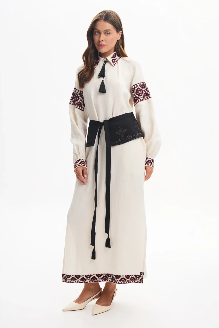 Baska Tanok Ukrainian brand of embroidered clothing 45200
